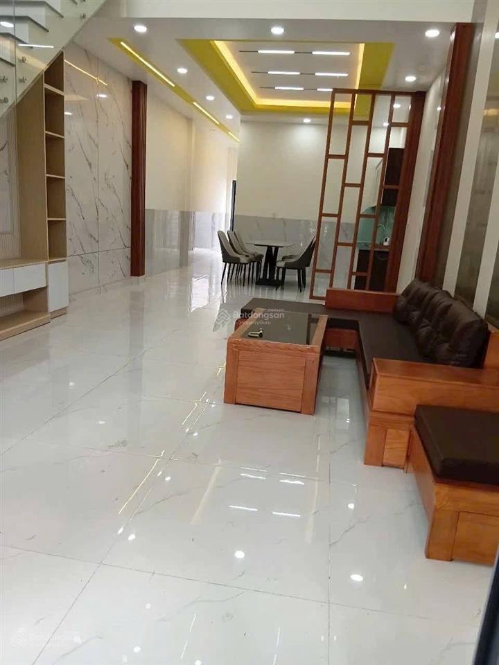 Nhà mới hoàn thiện mặt tiền đường nhựa 8m thông. kdc trần anh  giáp hóc môn