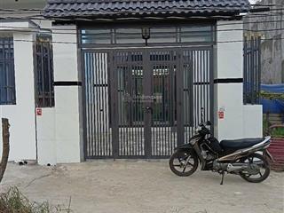 Nhà mới xây 5 x 23,53m (118m2 thổ cư) đường ôtô 7 chỗ xã mỹ hạnh nam  giáp hóc môn