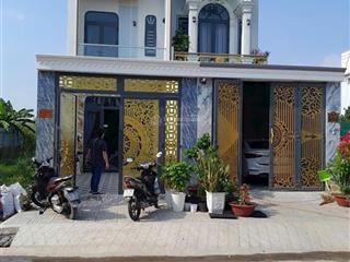 Nhà mới xây kdc trần anh  mỹ hạnh nam giáp hóc môn, đường nhựa 8m thông.