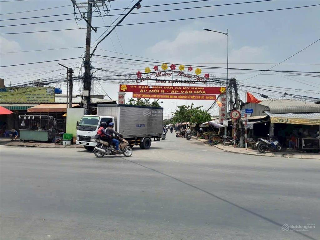 Nhà mới xây kdc trần anh. mỹ hạnh nam  giáp hóc môn