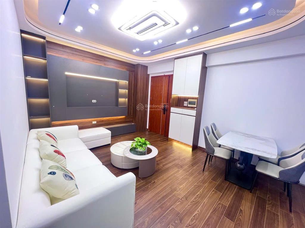 Chính chủ bán căn hộ 3n view đẹp tại n03t8 ngoại giao đoàn, 8,3 tỷ, 82m2, full nội thất mới.