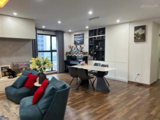 Bán căn góc tại chung cư cland 81 lê đức thọ, 9,3 tỷ, 135 m2, tk 3n + 2wc, tầng trung view thoáng,