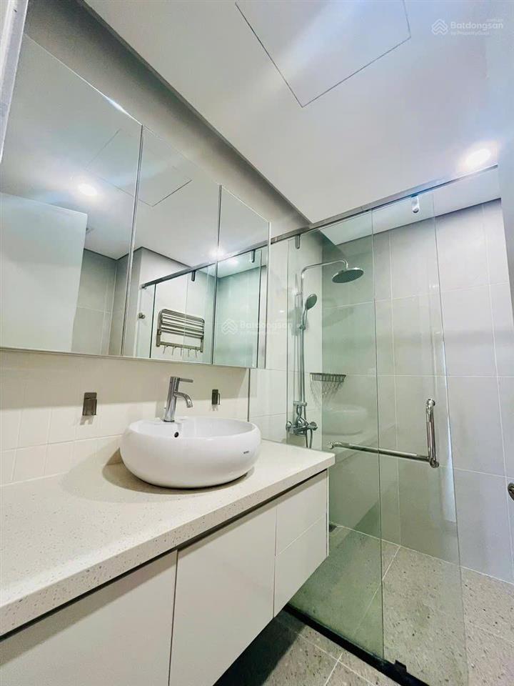 Căn góc tk 2n giá tốt nhất tại tràng an complex dt 75m2 , giá 8,3 tỷ, view thoáng, full nt tầng đẹp