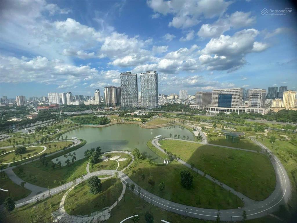 Chủ gửi bán căn góc tại sky park residence, 14 tỷ, 128m2, tk 3n + 2vs tầng trung view công viên