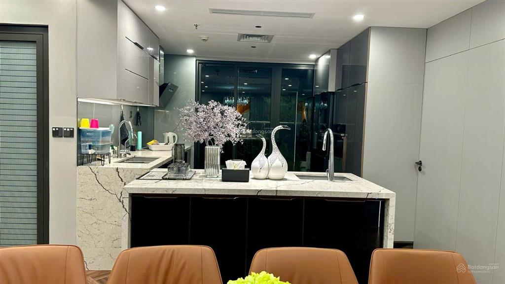 Căn góc 2n tại sun square, lê đức thọ, 7 tỷ, 80m2, view đẹp hot, tầng trung tháp a