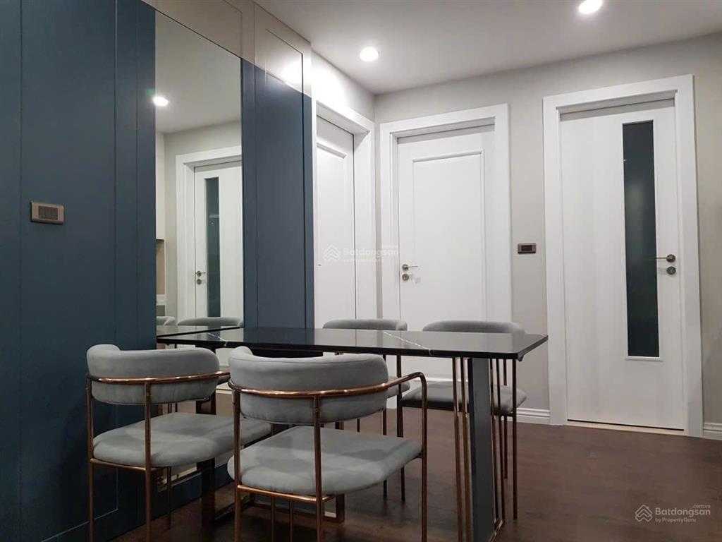 Bán căn hộ 3pn, 2wc, 92m2 tại tràng an complex, giá 9,5 tỷ, tầng trung view thoáng