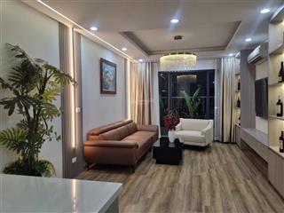Căn 2 ngủ giá hời ngoại giao đoàn, 7,5 tỷ, 70m2, sẵn sổ, nội thất full mới, view cực thoáng toà n04