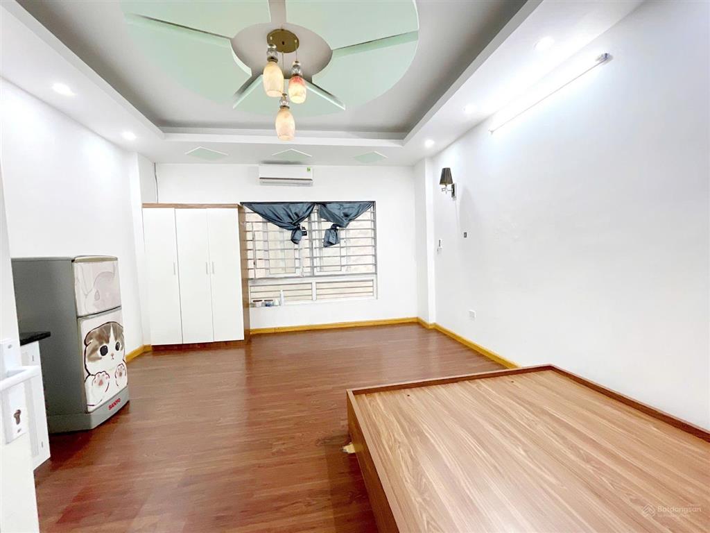 Chính chủ cho thuê phòng ở đội cấn. khu vực vip của quận ba đình, giáp quận đống đa, cầu giấy
