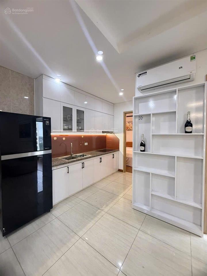 Cần bán căn 2pn 2wc tầng cao hướng đẹp dự án bim 30 tầng