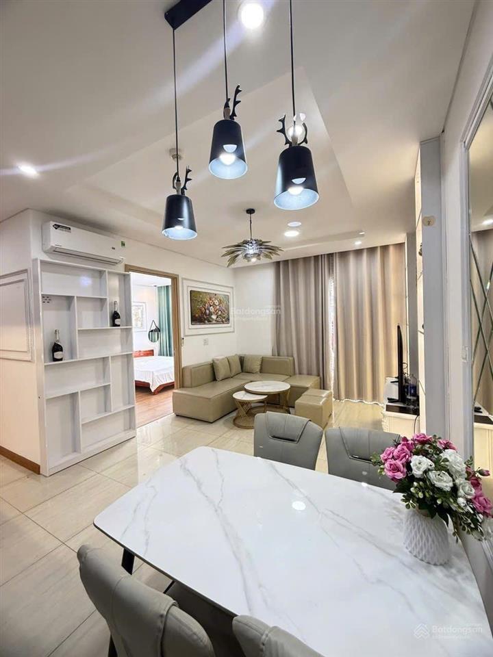 Cần bán căn 2pn 2wc tầng cao hướng đẹp dự án bim 30 tầng