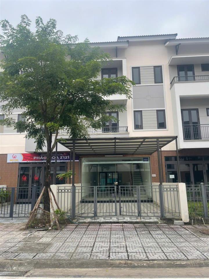 Bán nhanh cắt lỗ 7,424 tỷ sở hữu liền kề 2 mặt tiền tại centa riverside  vị trí đẹp, giá cực tốt