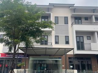 Bán nhanh cắt lỗ 7,424 tỷ sở hữu liền kề 2 mặt tiền tại centa riverside  vị trí đẹp, giá cực tốt