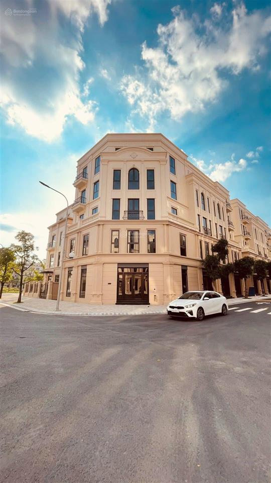 Cặp góc shophouse đẹp nhất tp4 đối diện hồ, trục chính và chung cư mik, 185,1m2 đất chỉ 36,885 tỷ