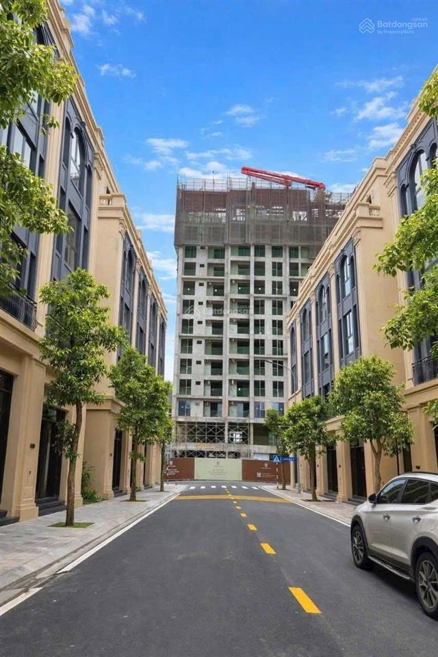 Shophouse cửa ngõ triển lãm 90m2 hơn 15 tỷ, vị trí tâm điểm dòng người, dòng tiền 8%.  0946 455 ***