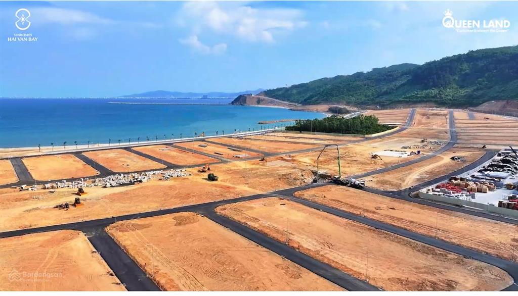 Liền kề sóng vịnh 70m2 chỉ 80m ra biển giá hơn 8 tỷ thanh toán giãn, dòng tiền 8%.  0946 455 ***