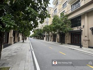 Liền kề đảo dừa 70m² 10 tỷ cách 1 dãy ra công viên bể bơi, có mái. giá tốt nhất dãy  0946 455 ***
