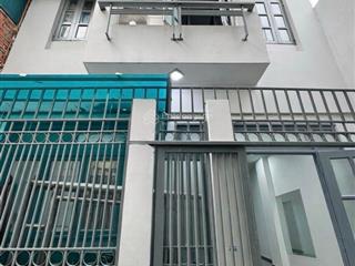 Giá tốt giữa khu hiếm  huỳnh văn bánh  phú nhuận  nhà mới 4 tầng chỉ 6.75 tỷ (bớt lộc)