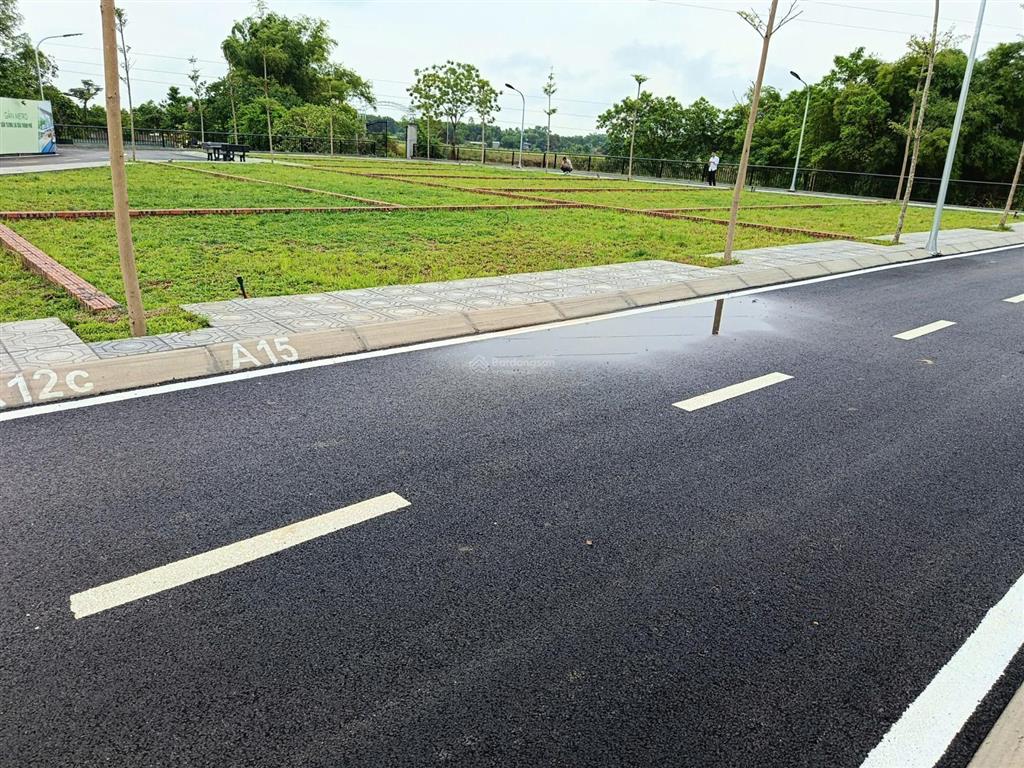 Bán đất sát trục hồ tây ba vì hòa lạc 100m2 đường ô tô tránh gần công nghệ cao nhỉnh 3 tỷ