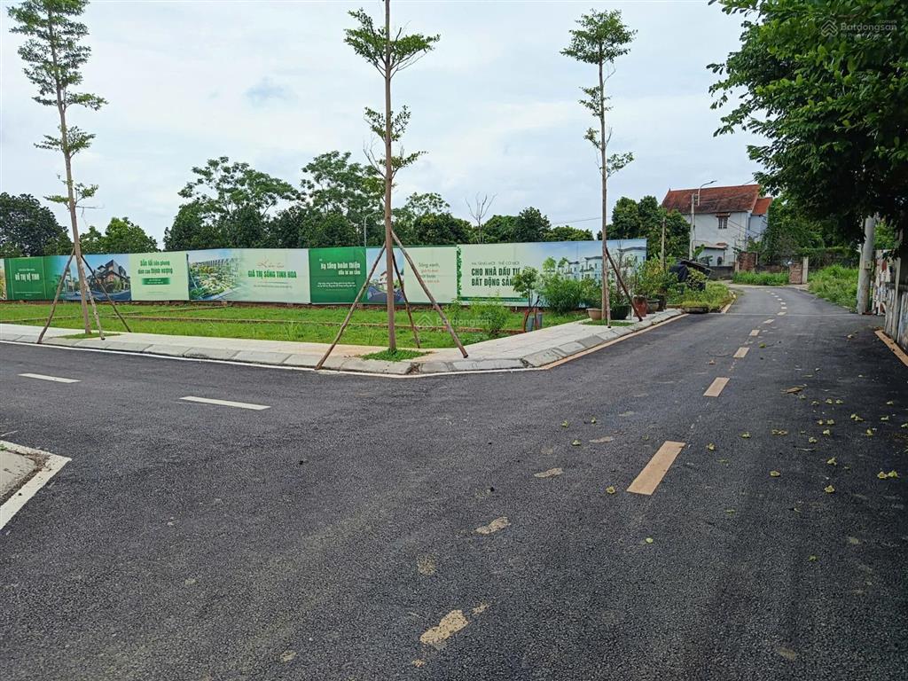 Nhỉnh 1,6 tỷ 100m2 lô góc 2 thoáng hòa lạc full thổ cư sẵn sổ gần quốc lộ 21, đại học quốc gia