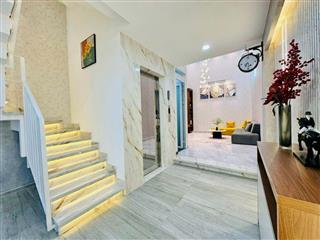  NHÀ ĐẸP, DIỆN TÍCH LỚN, ĐƯỜNG TRƯỚC NHÀ 10M 