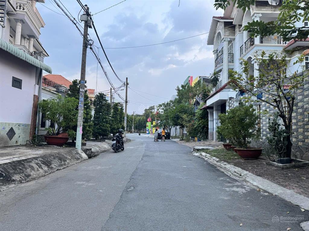 Cho thuê biệt thự 350m2 tại khu nam long, giá ưu đãi 35 triệu vnd