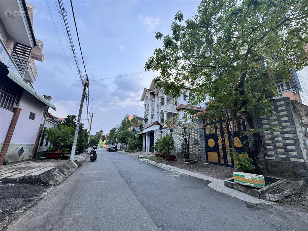Cho thuê biệt thự 350m2 tại khu nam long, giá ưu đãi 35 triệu vnd