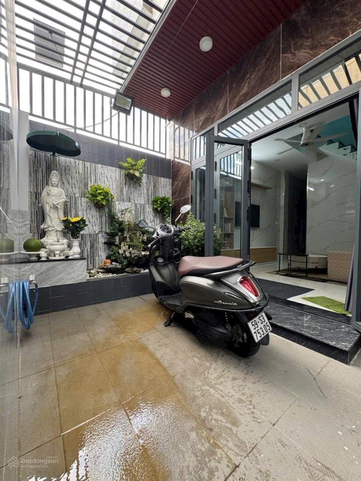 Nhà ngon đường 21  hiệp bình phước thủ đức  76m 5.5tỷ. hxh thông thoáng gần đường lớn.