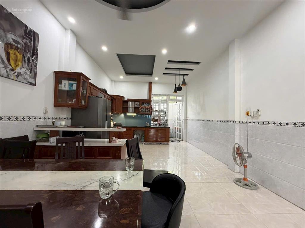 Hàng hiếm sót lại  hiệp bình phước  104m(4.5x23)  3 tầng  ngon nhất hiệp bình phước hiện tại