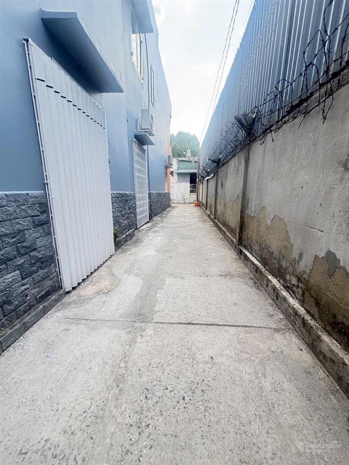 Nhà ngon, btct 2 tầng linh tây sát phạm văn đồng chỉ 59m2, 3.5 tỷ, 2pn 2vs