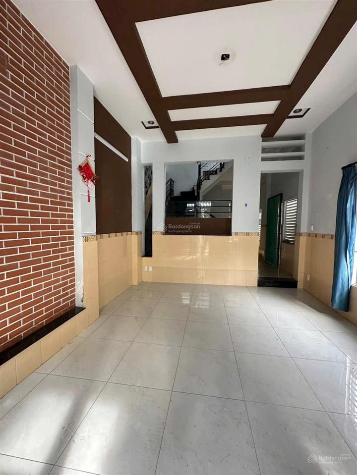 Đường 4  trường thọ thủ đức  nhà 3 tầng  62m  5.7 tỷ. 5pn3wc hxh thông thoáng...