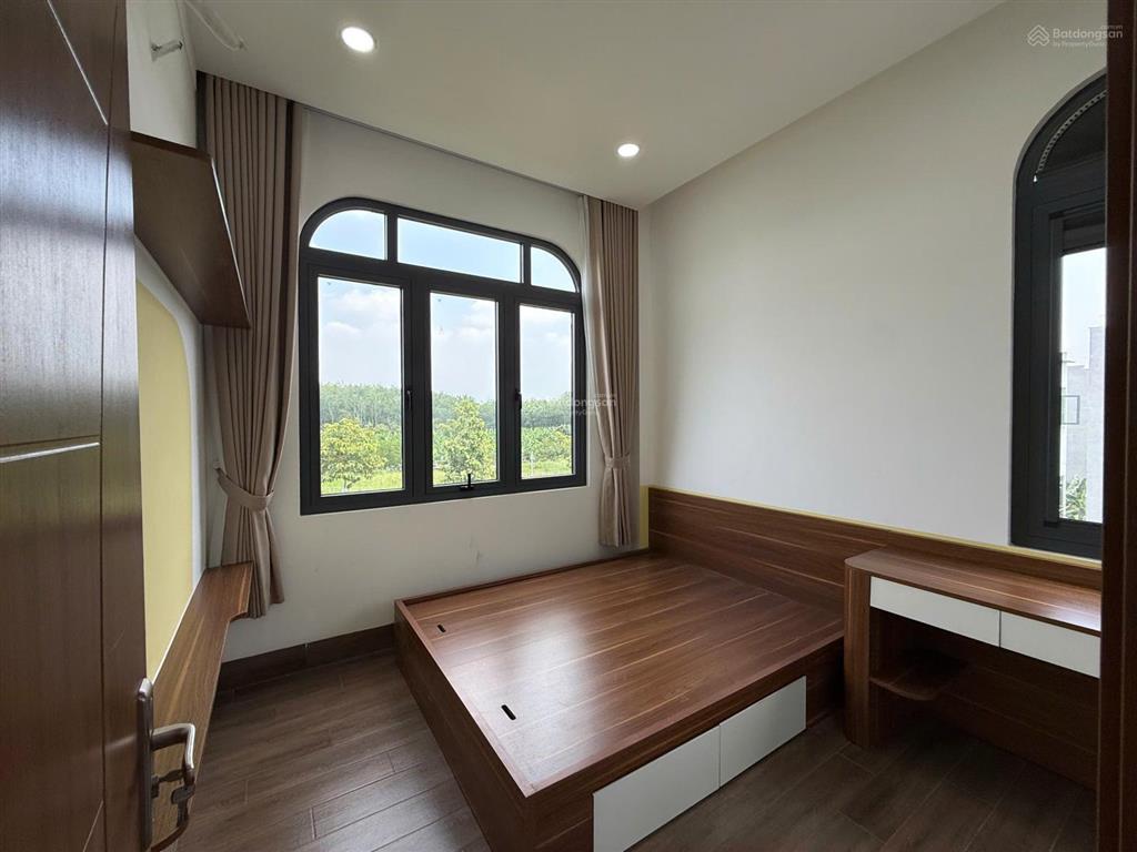 Nhà vĩnh tân 2 mặt thoáng  gần vsip, thiết kế gọn gàng, dễ ở