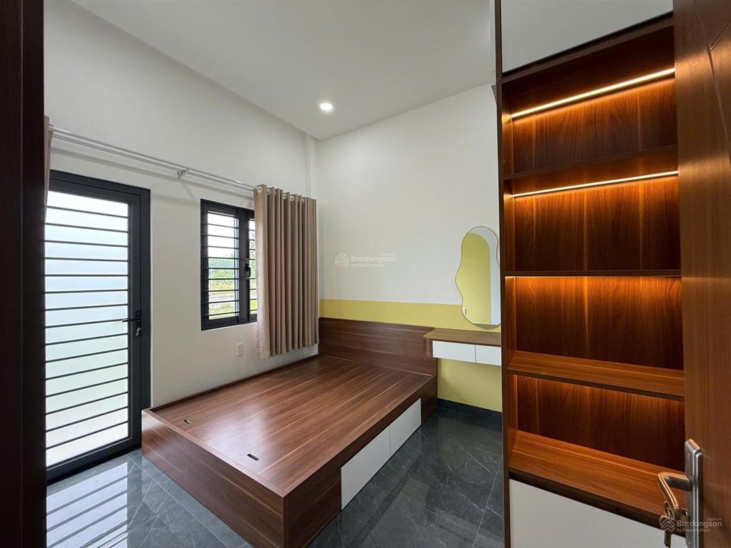 Nhà vĩnh tân 2 mặt thoáng  gần vsip, thiết kế gọn gàng, dễ ở