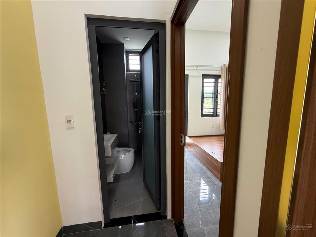 Nhà vĩnh tân 2 mặt thoáng  gần vsip, thiết kế gọn gàng, dễ ở