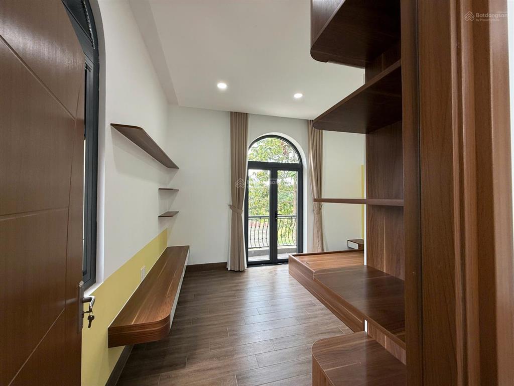 Nhà vĩnh tân 2 mặt thoáng  gần vsip, thiết kế gọn gàng, dễ ở