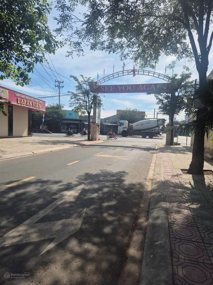 Cần bán lô đất thổ cư 125m2 khu lại an viên hàm thắng giáp bắc xuân an