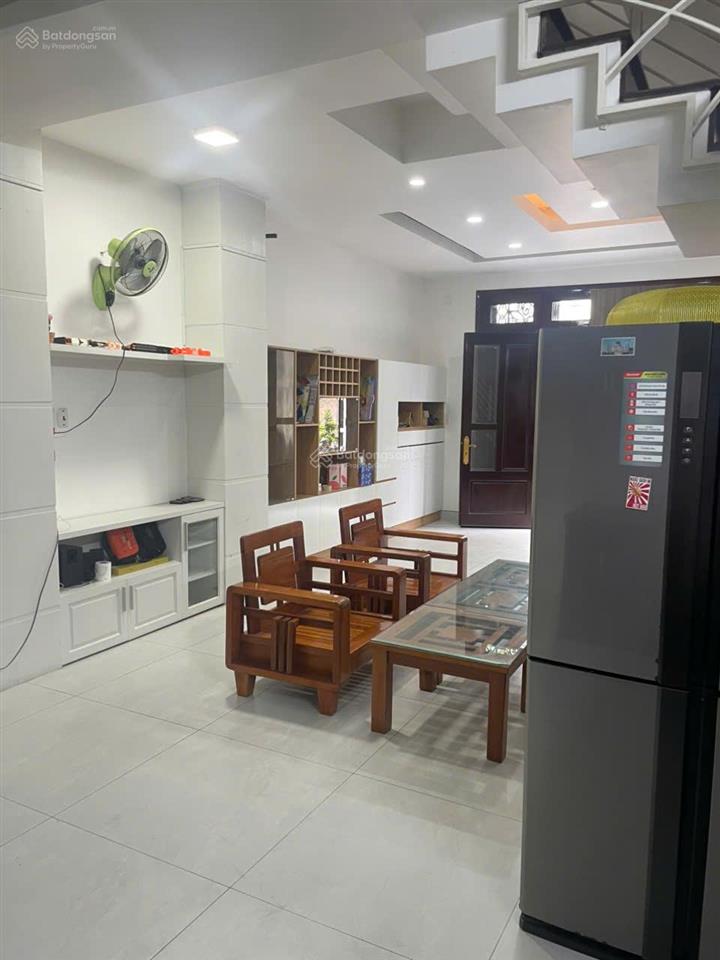Cho thuê nhà riêng tại lý phục man, 26 triệu, 60m2, 4pn, 5wc, nhiều tiện ích, tốt 0966 827 ***