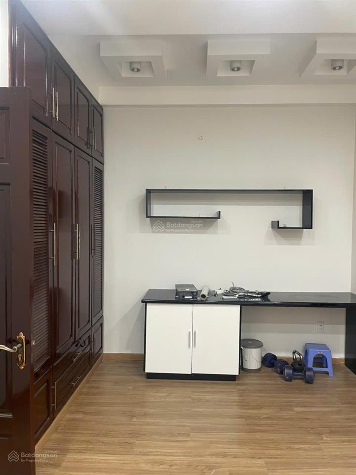 Cho thuê nhà riêng tại lý phục man, 26 triệu, 60m2, 4pn, 5wc, nhiều tiện ích, tốt 0966 827 ***