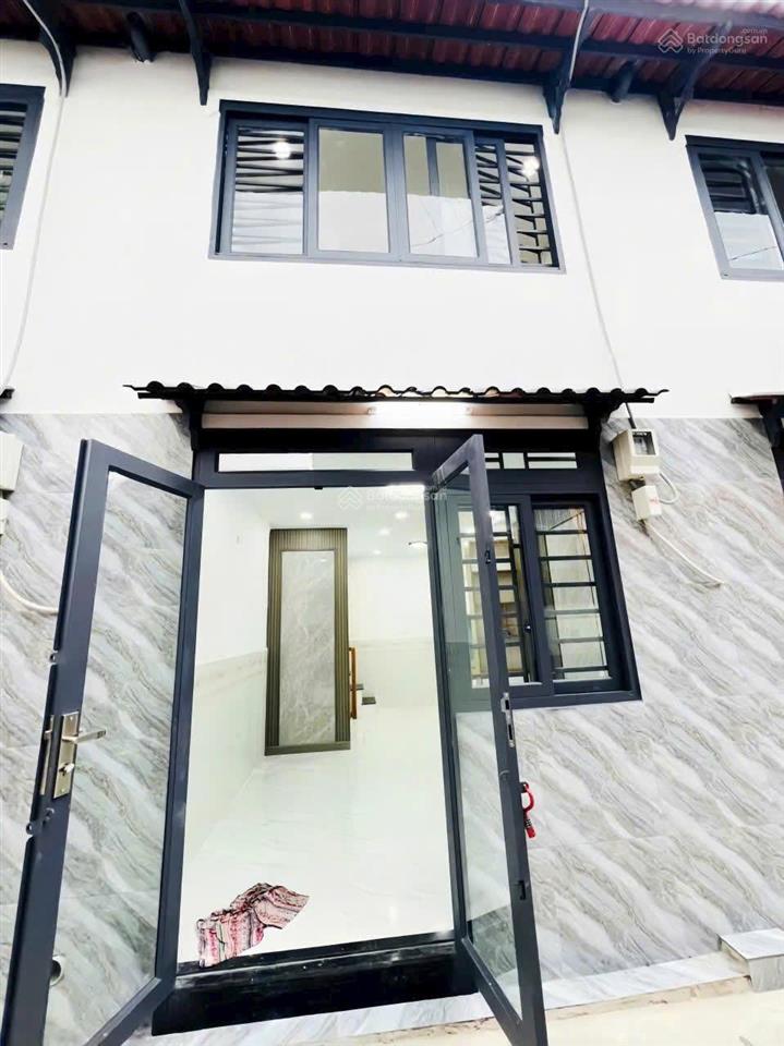 Bán nhà quận 12 780 triệu hẻm ô tô