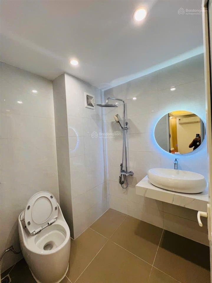 Hoa hậu vạn phúc hà đông, 35m2 * 5 tầng * giá 7 tỷ full nội thất, ngõ nhà nước thông thoáng