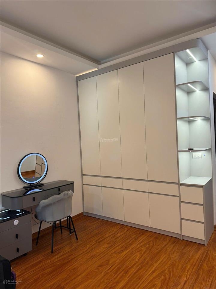 Chính chủ cần bán gấp căn ngô quyền hà đông * 30m2 5t mt4 giá 6tỷ hà đông. dũng 0903 476 ***.