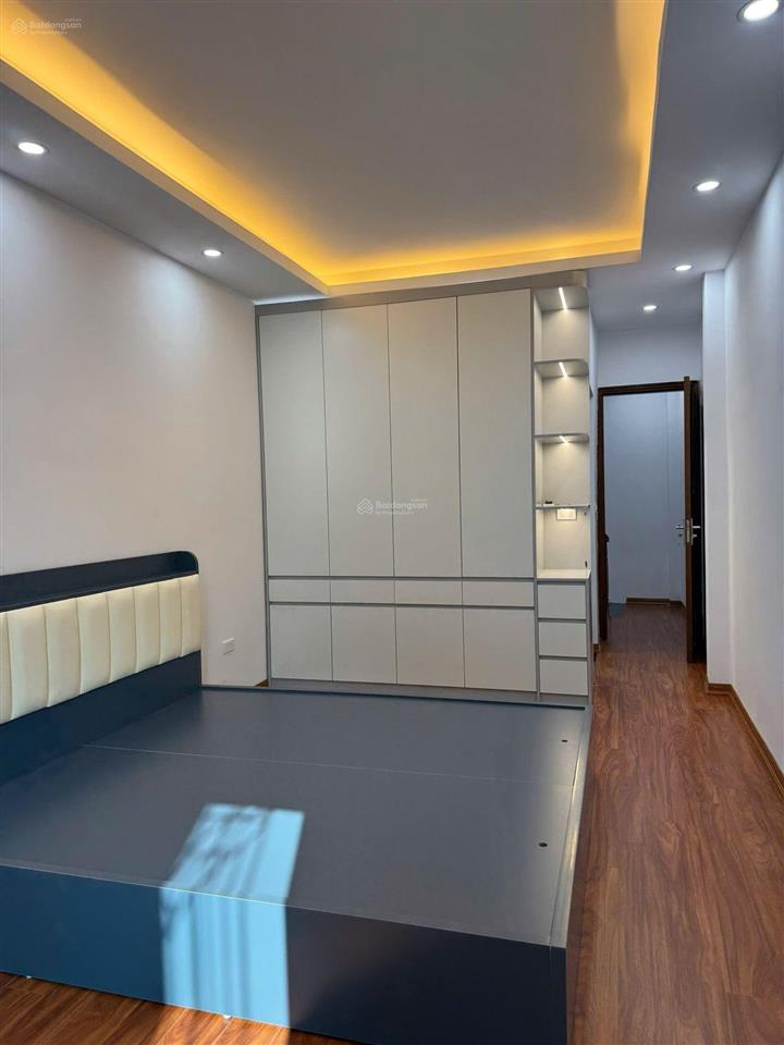 Chính chủ cần bán gấp căn ngô quyền hà đông * 30m2 5t mt4 giá 6tỷ hà đông. dũng 0903 476 ***.