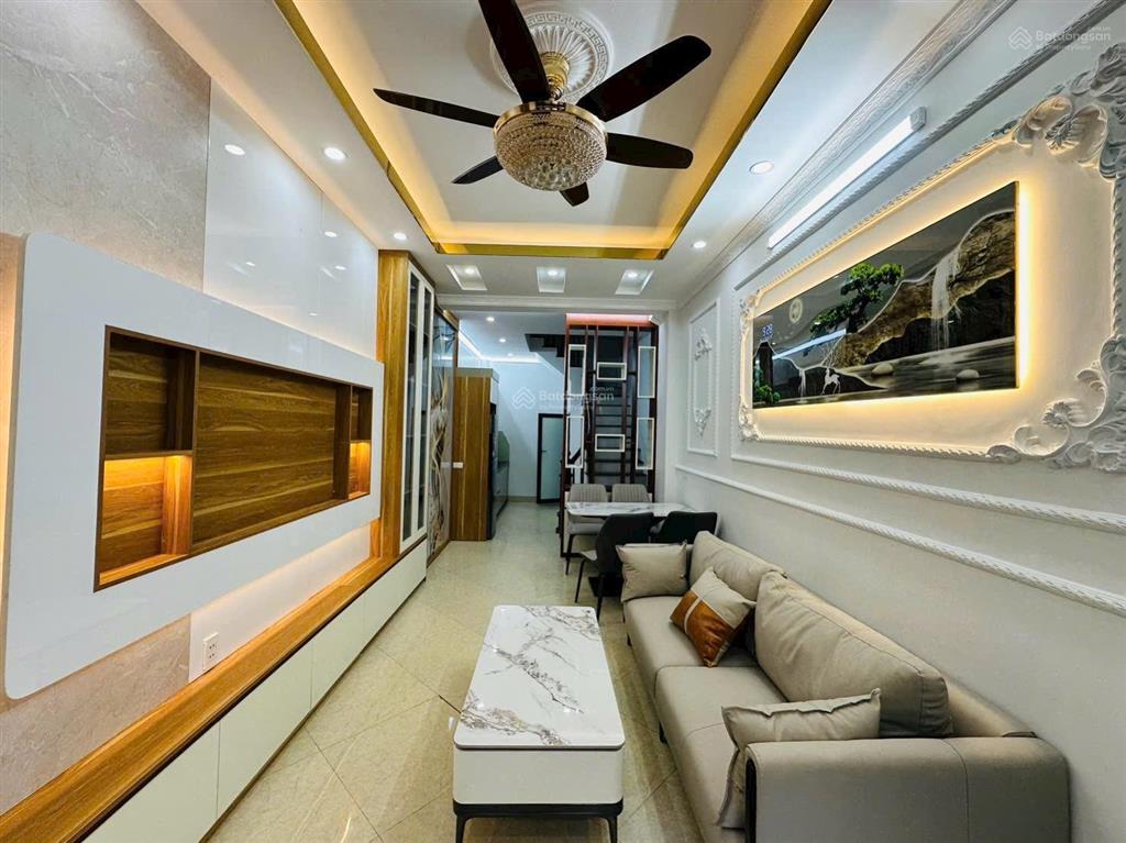 Tuyệt phẩm la khê hà đông, 35m2 * 5tầng * giá 6tỷ full nội thất, khu dân trí cao