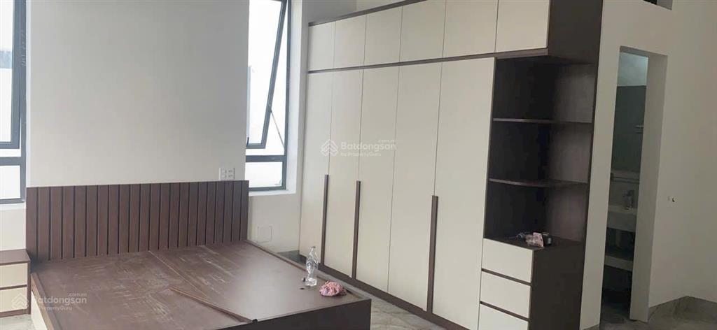 Bán nhà tô hiệu hà đông 42m, 5 tầng thang máy, full nội thất, giá chỉ 10tỷ * khu dân trí cao .