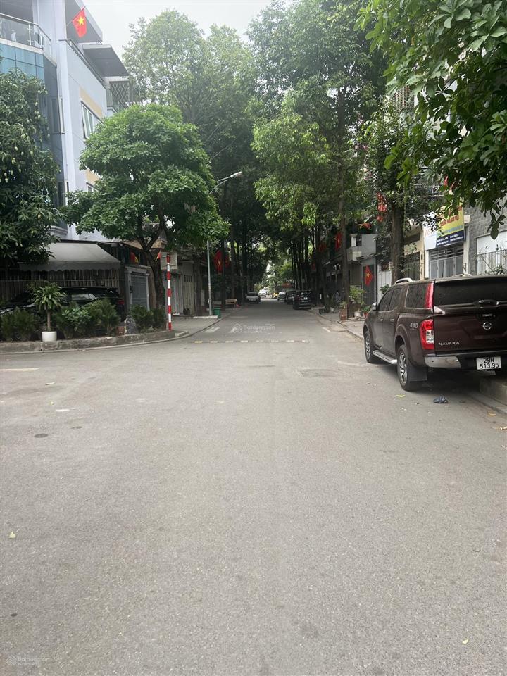 Siêu hoa hậu khu đô thị văn phú hà đông, 90m2 * 5 tầng thang máy* 18tỷ, 3 ô tô tráh, kinh doanh.