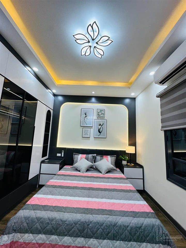 Hoa hậu lô góc him lam vạn phúc hà đông, 70m2 * 5 tầng thang máy* nhỉnh 20 tỷ, 3 ô tô tránh.