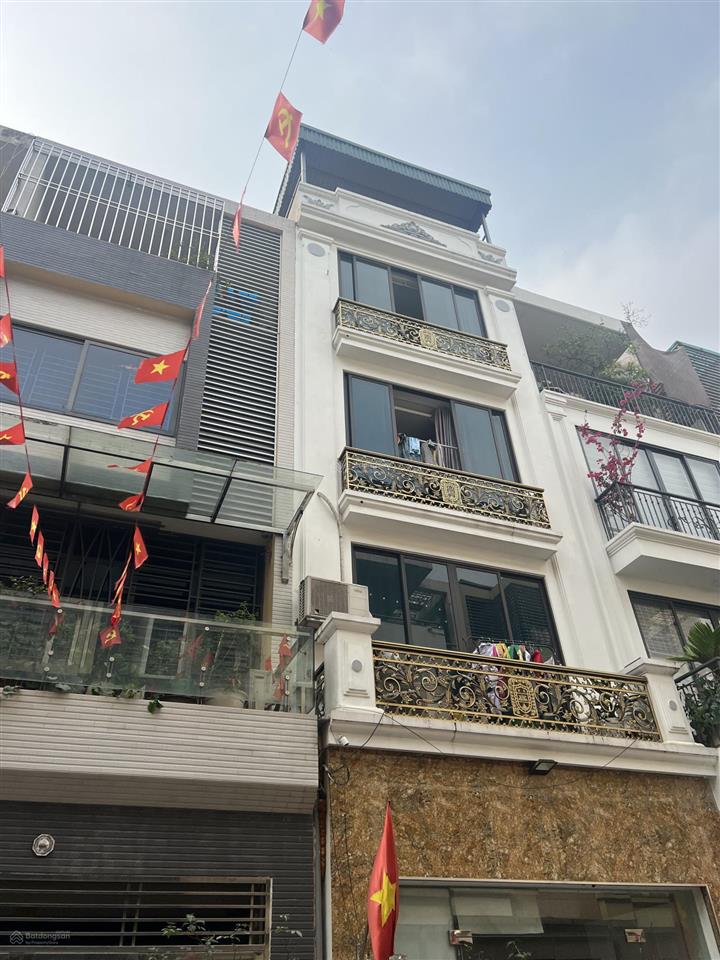 Siêu phẩm liền kề xa la hà đông ,60m * 7tầng thang máy * 14tỷ có thương lượng , 2 ô tô tránh .