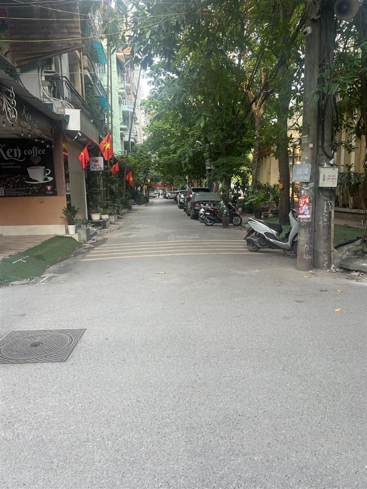 Siêu phẩm nhà phân lô vỉa hè rộng nguyễn tuân thanh xuân , 45m * 4tầng * giá nhĩnh 12tỷ,2 oto tránh
