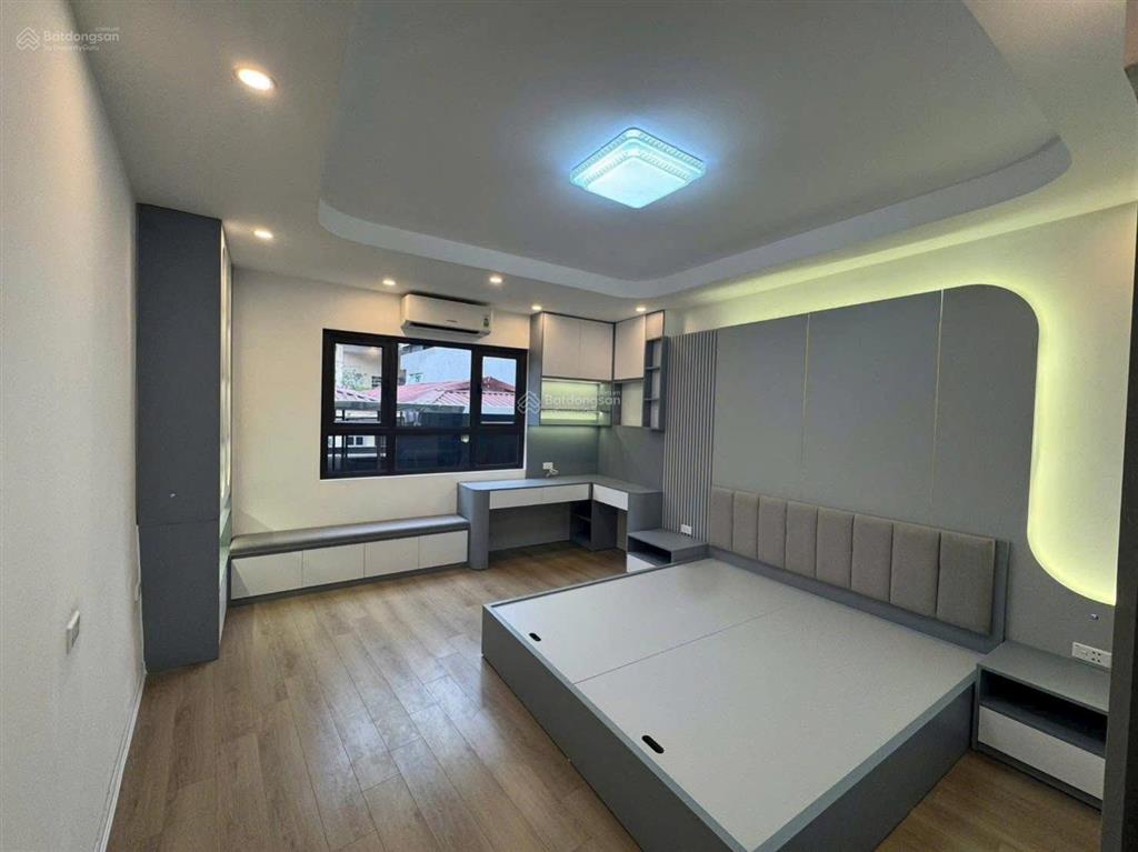 Siêu phẩm mặt phố nguyễn khuyến mỗ lao hà đông, 50m2 * 4 tầng * giá nhỉnh 16 tỷ kinh doanh tấp nập.