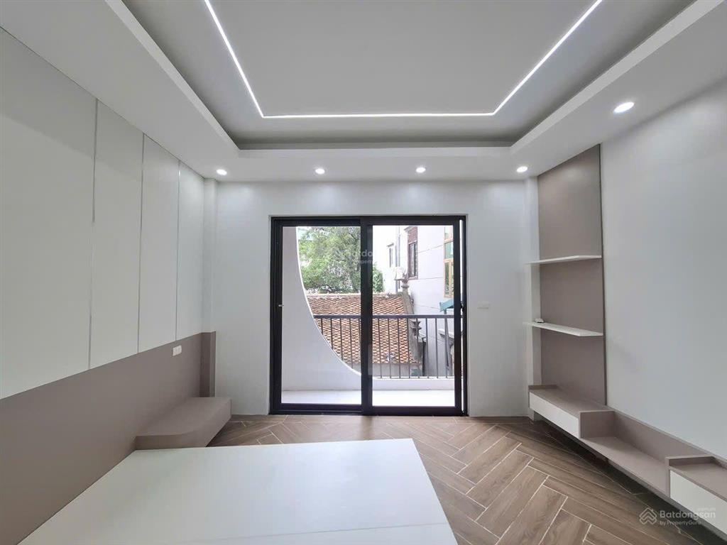 Nhà đẹp  mặt ngõ nhà nước  đa sỹ  kiến hưng  hà đông * 33m² * 5 tầng * 6 tỷ * cách 20m ô tô đỗ