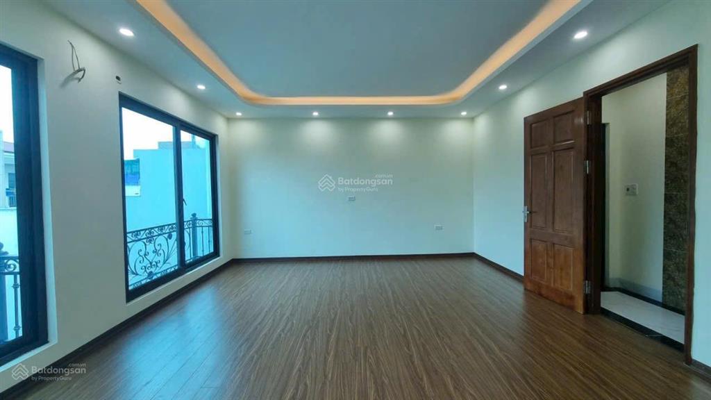 Bán nhà la khê hà đông gần đường quang trung 45m * 5tầng thang máy * full nội thất * nhĩnh 8,5tỷ .